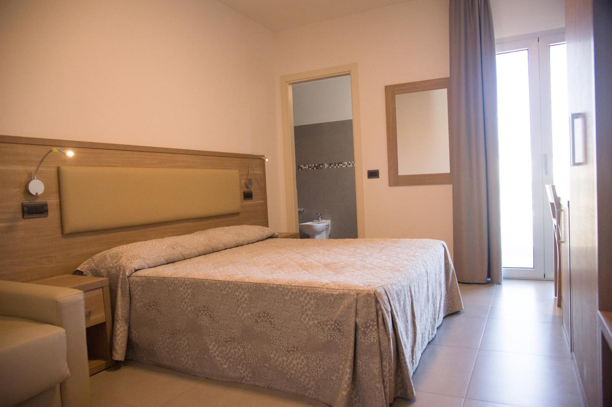 Apart-hotel Albachiara 3*