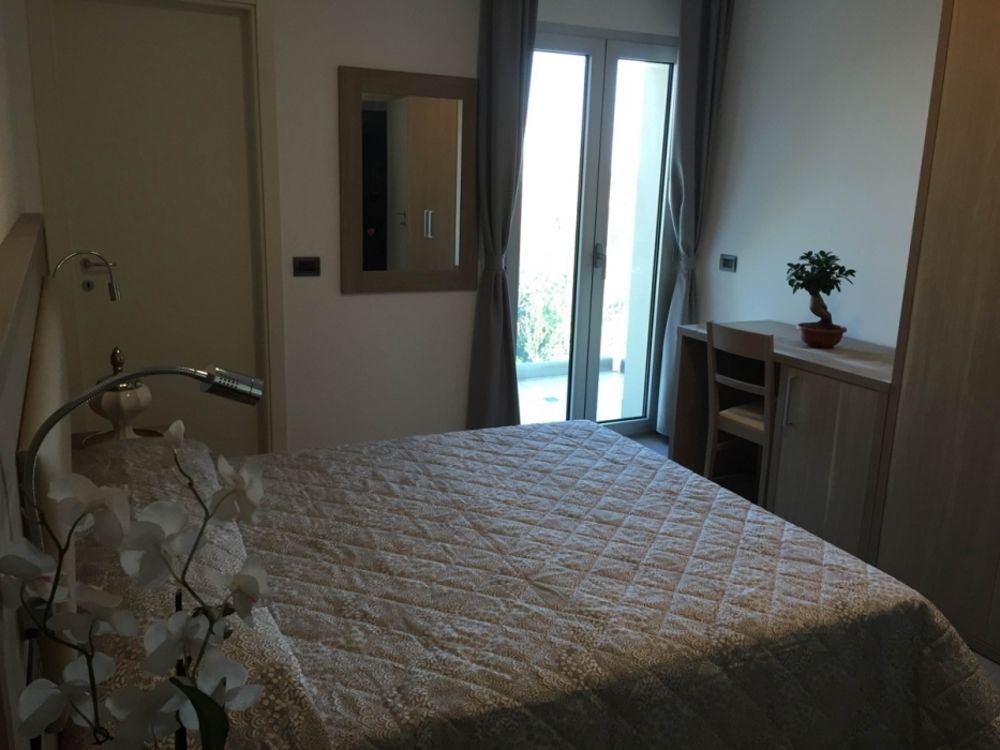 Apart-hotel Albachiara 3*